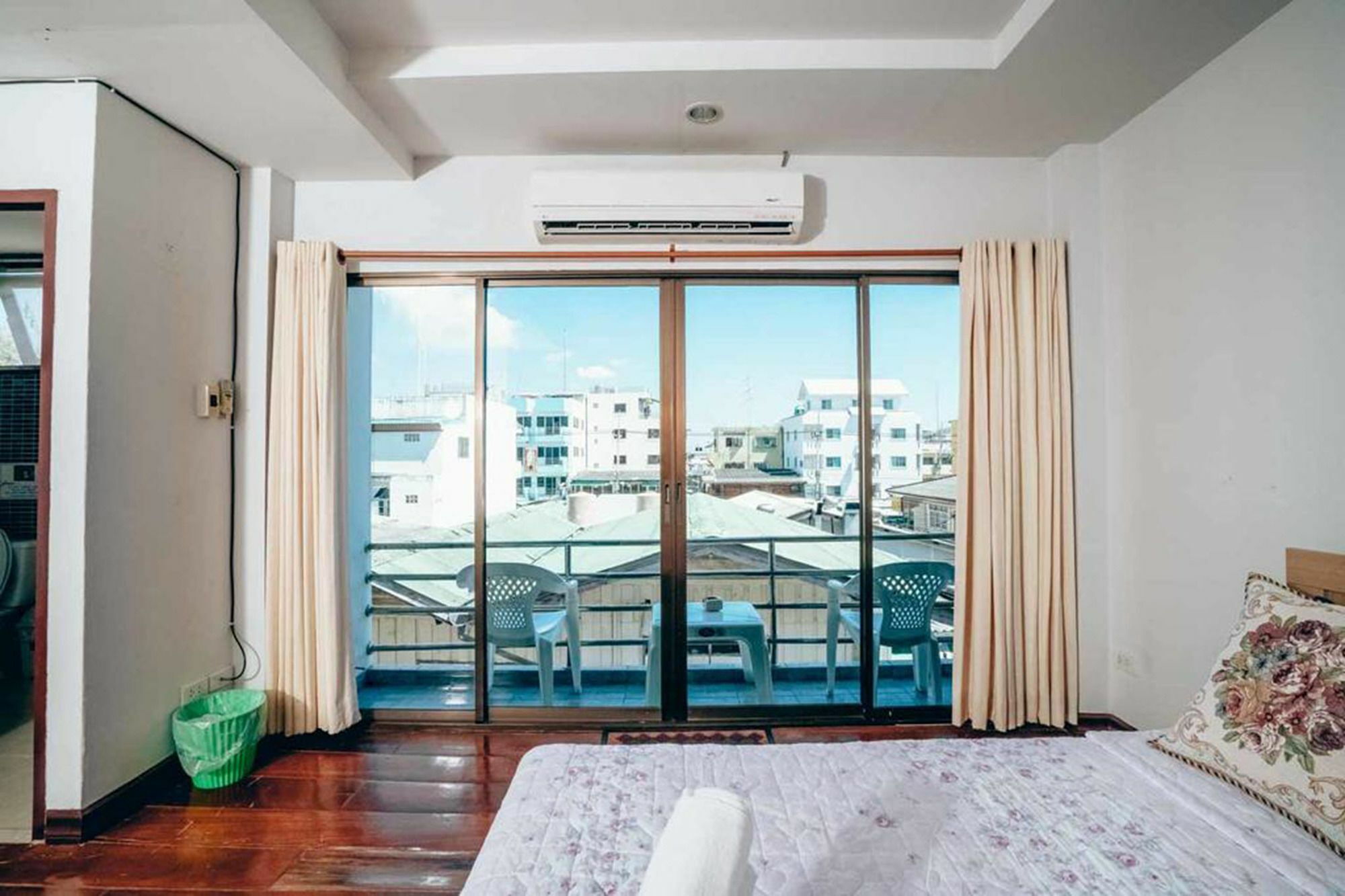 Jenny Hostel Huahin Экстерьер фото